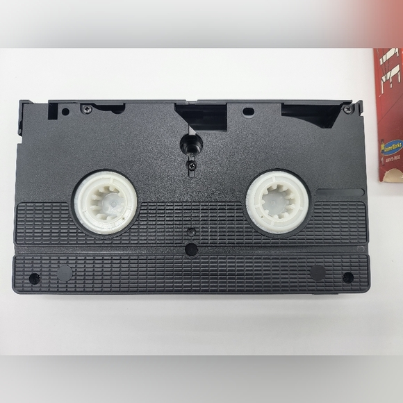 Kite - VHS - Anime Works - English Language dialog - RARE Excellent Shape! - Picture 7 of 7